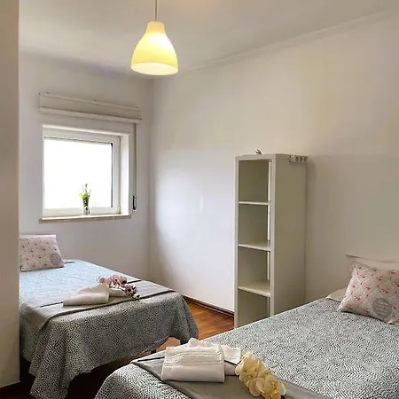 Seaside Retreat With Terrace In Baleal * Ferrel (Leiria)